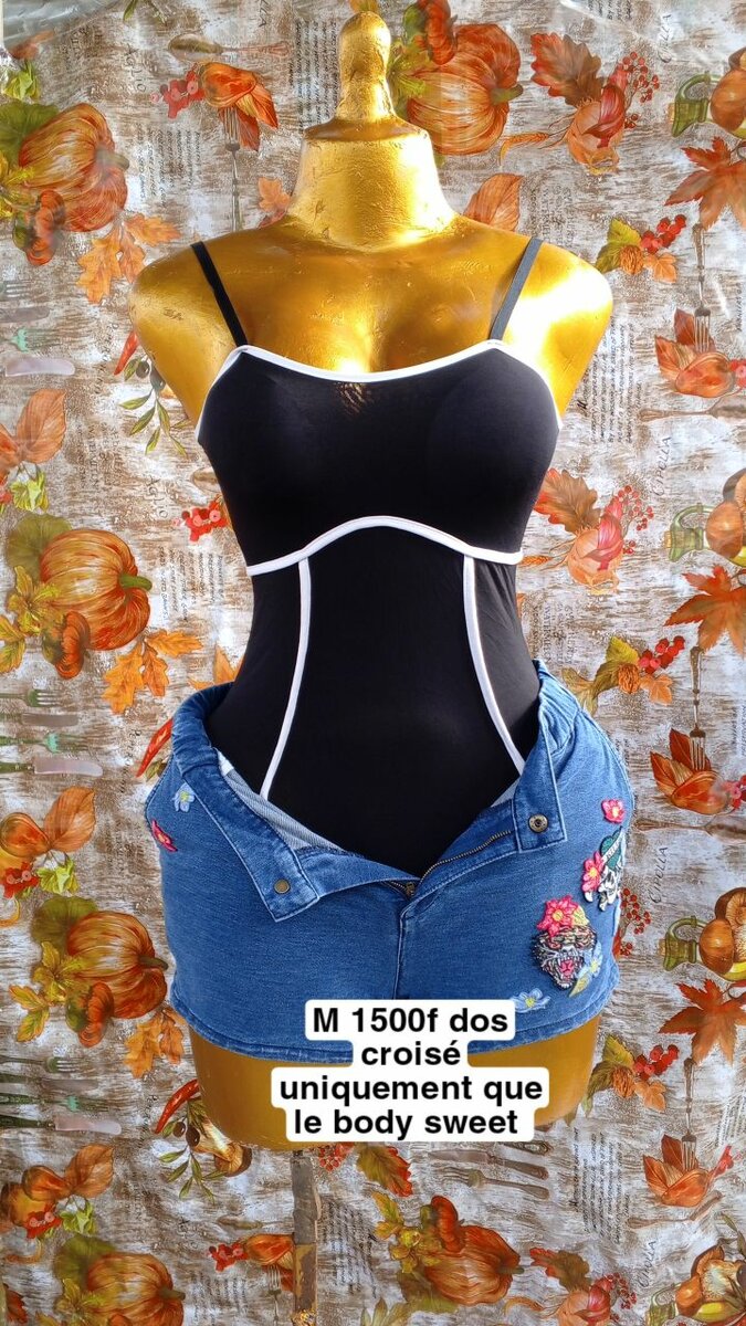 Body féminin élégant