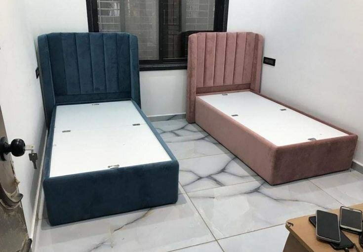 Lit design moderne sans matelas