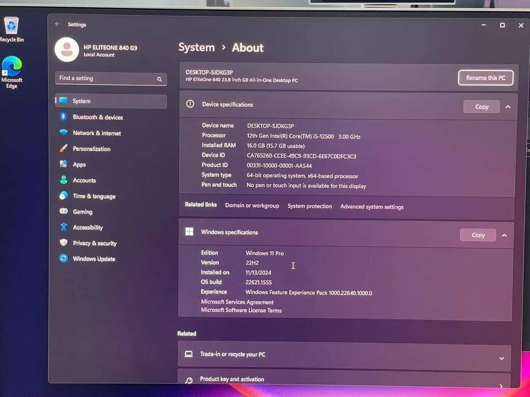 HP EliteOne 840 23.8" G9