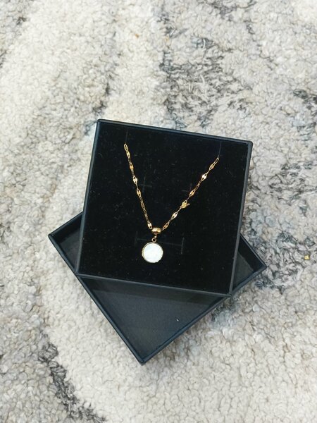 Collier pendentif