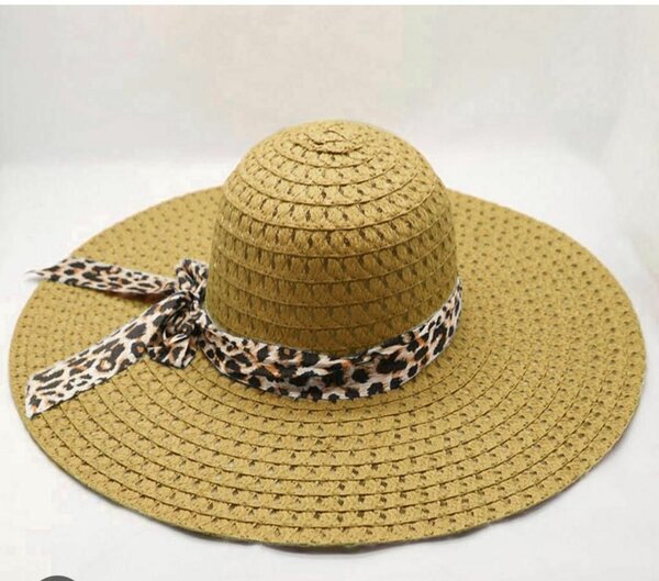 Chapeau de paille élégant