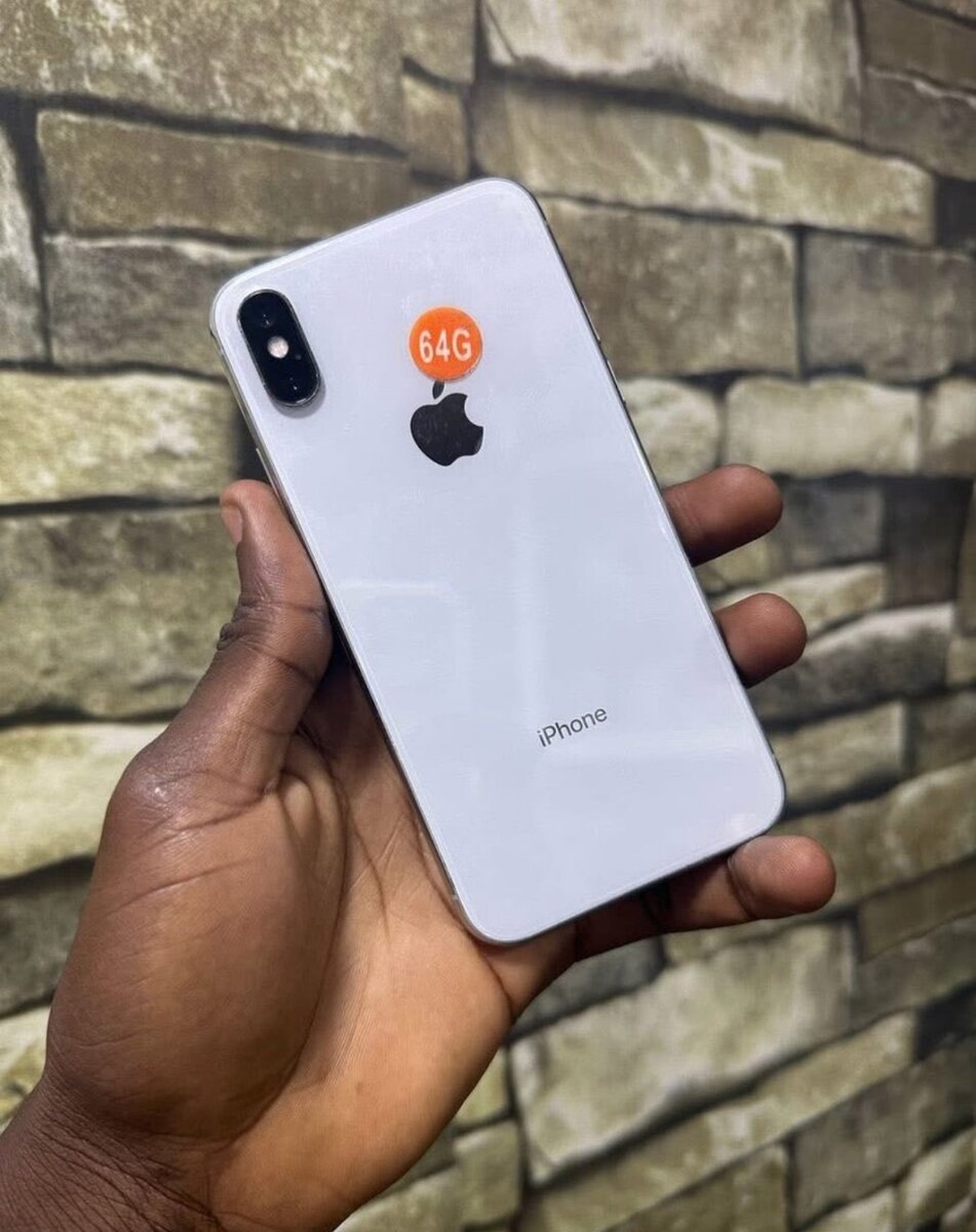 iPhone 64GB Smartphone