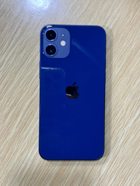 iPhone 12 Simple