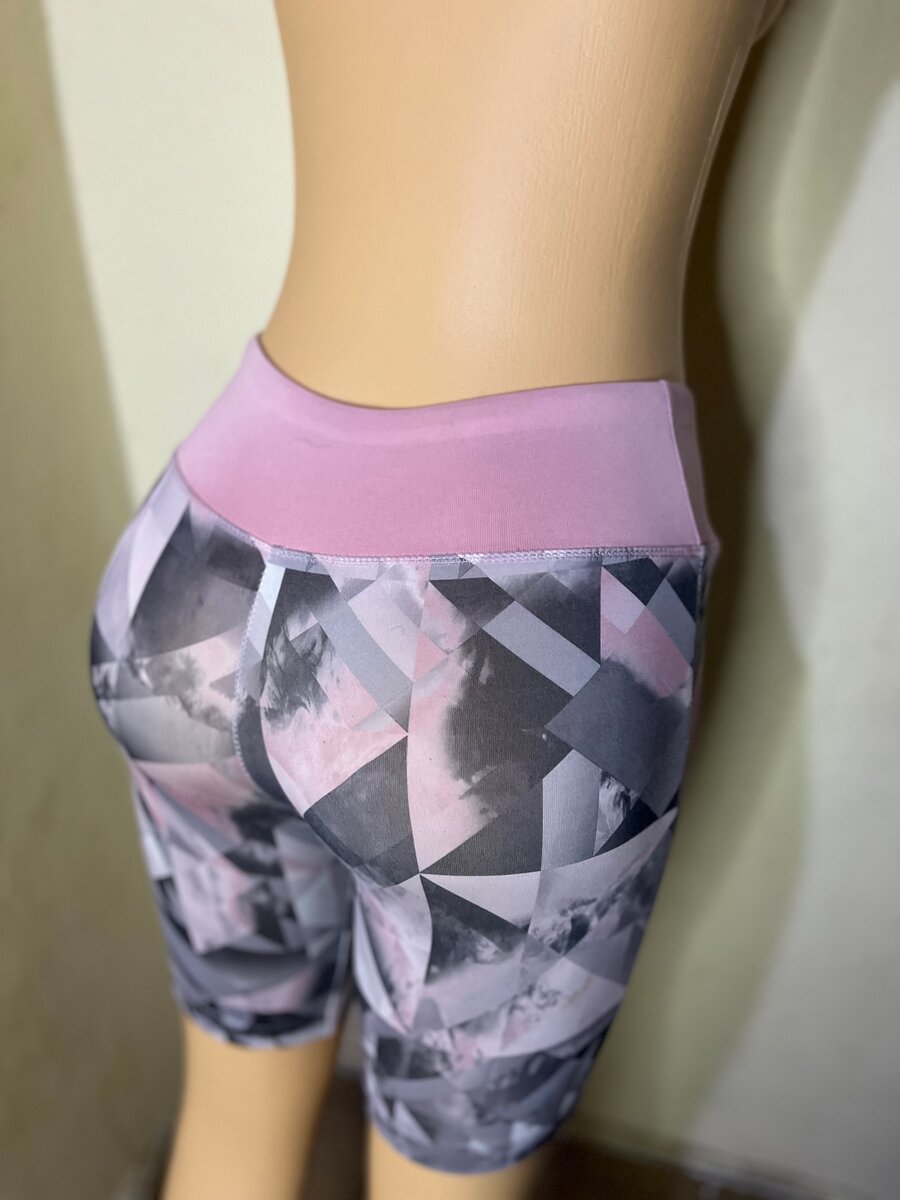 Shorts de sport à motifs géométriques