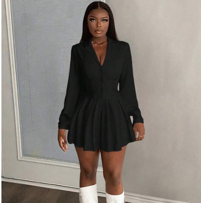 Robe blazer noire élégante