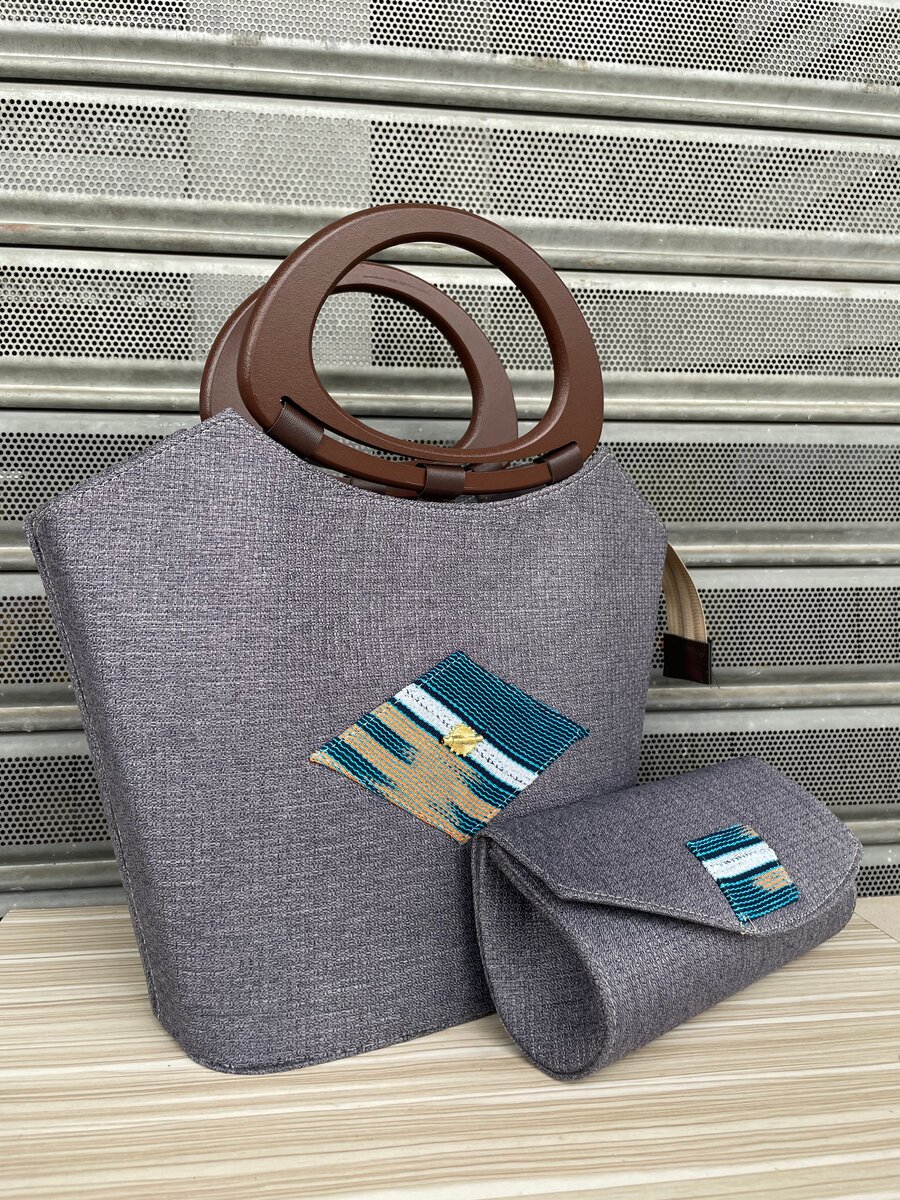 Sac à main en tissu avec pochette