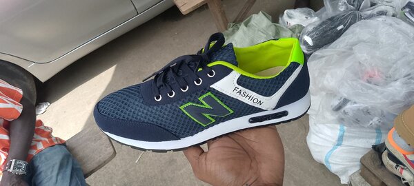 Baskets légères  homme femme