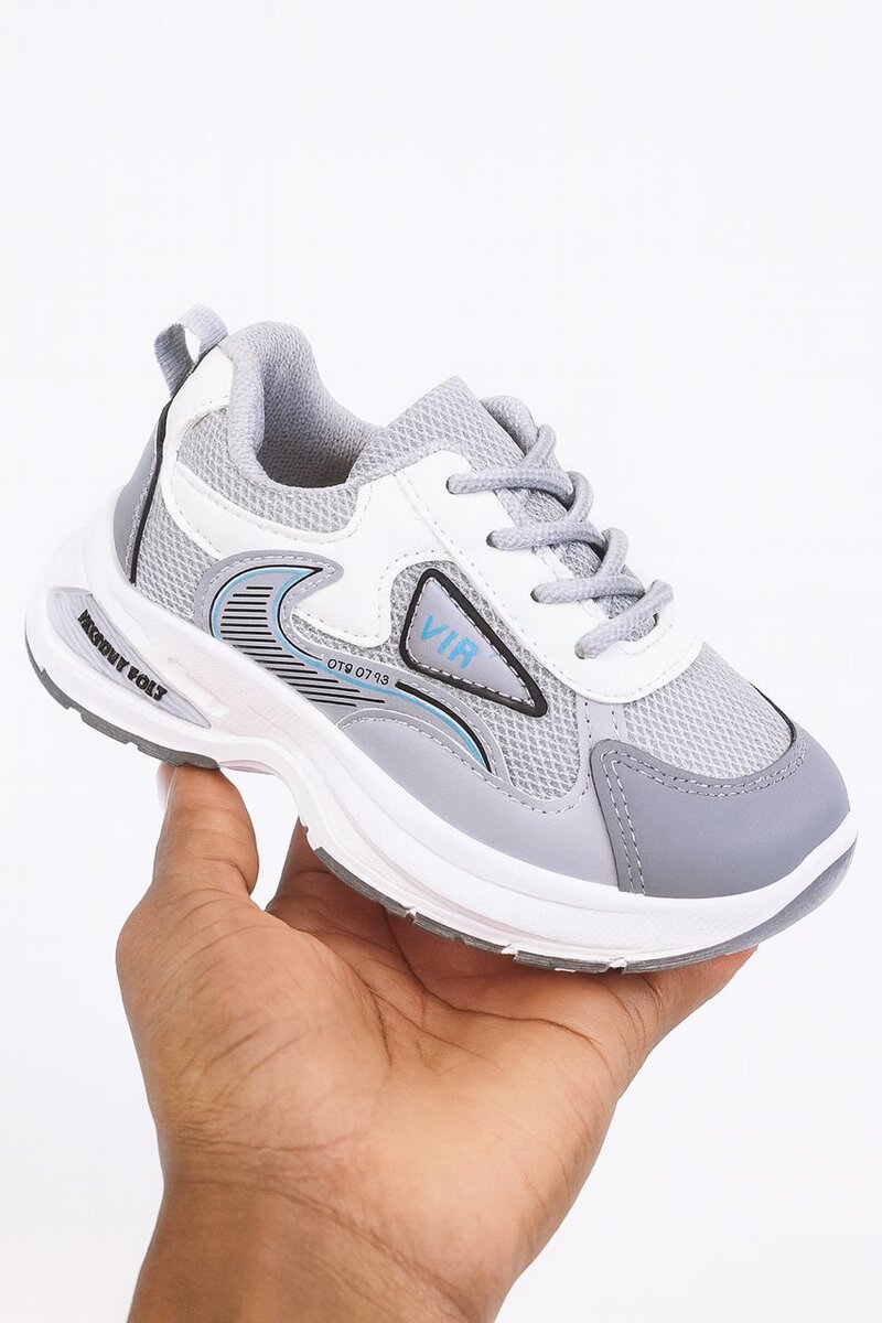 Chaussures d´enfant p(25-36)