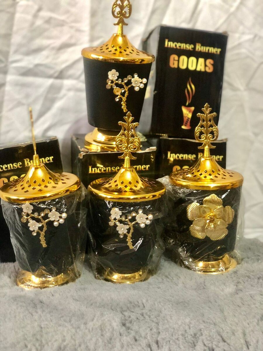 Brûleur d'encens décoratif doré