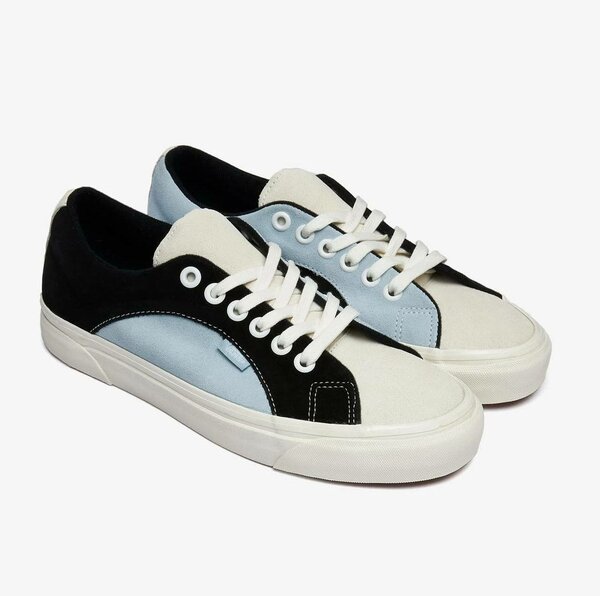 VAN'S LACET BLEU NOIR