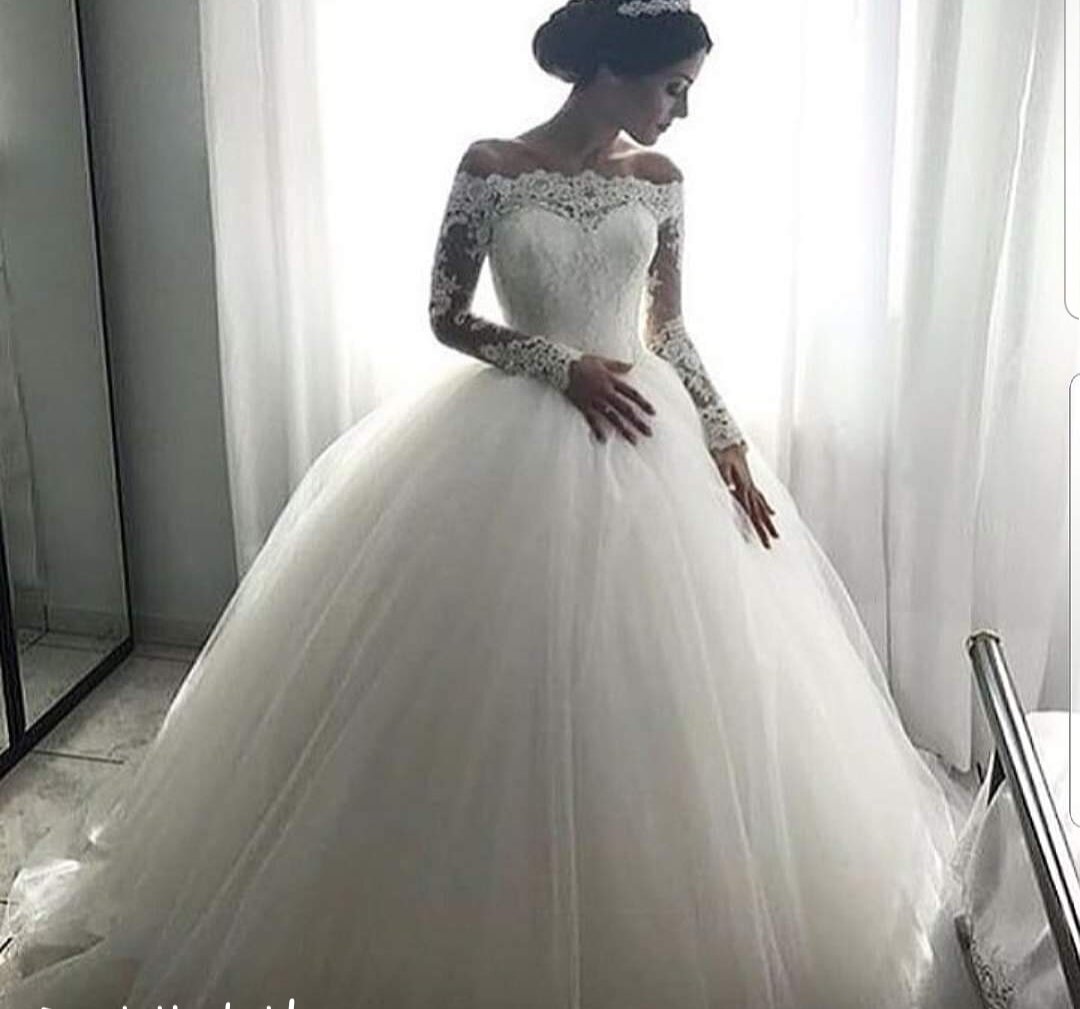 Wedding dress
