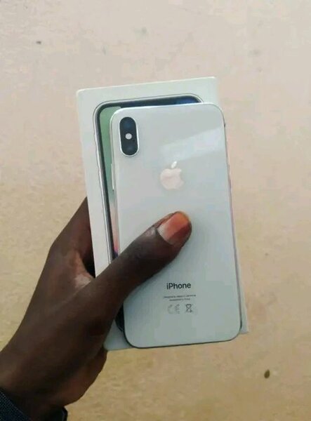 iPhone avec boîte originale