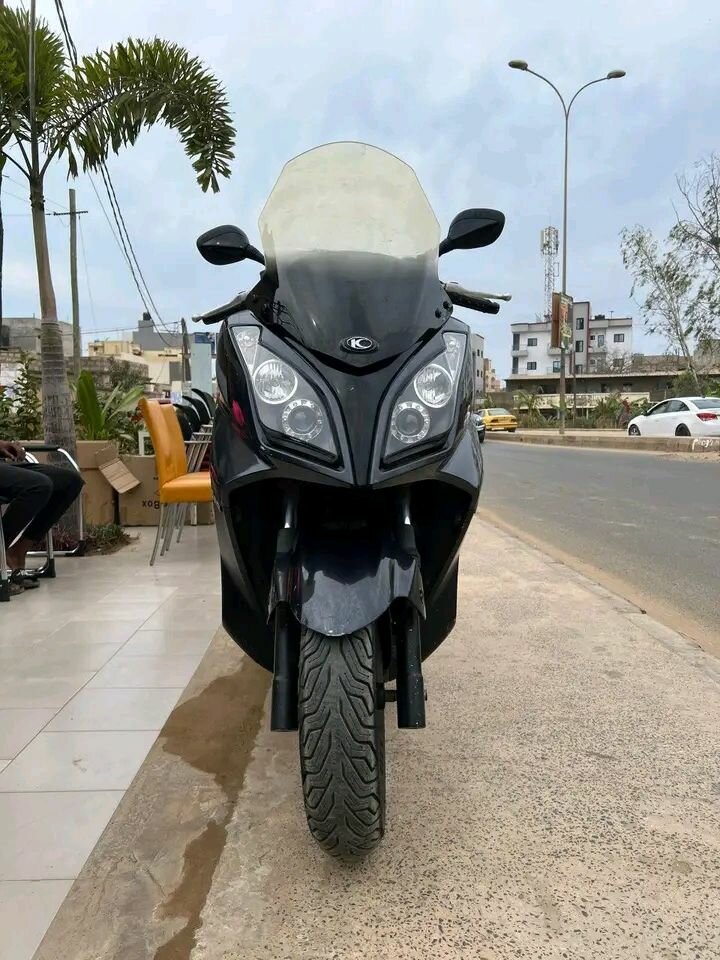 Scooter élégant et puissant