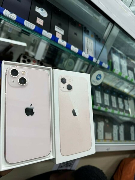 iPhone 13 128giga quasi neuf