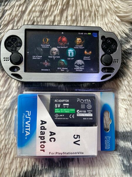 Console Portable PS Vita 5V