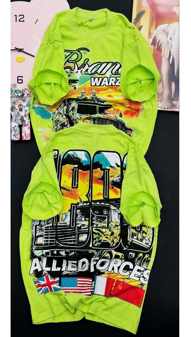 T-shirt graphique vert vif