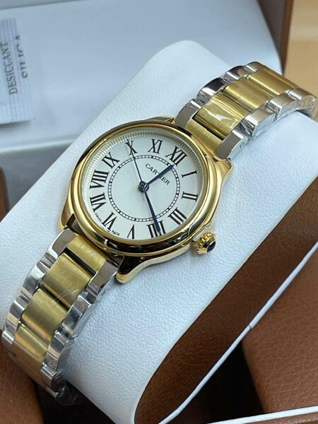 Montre  CARTIER  FEMME