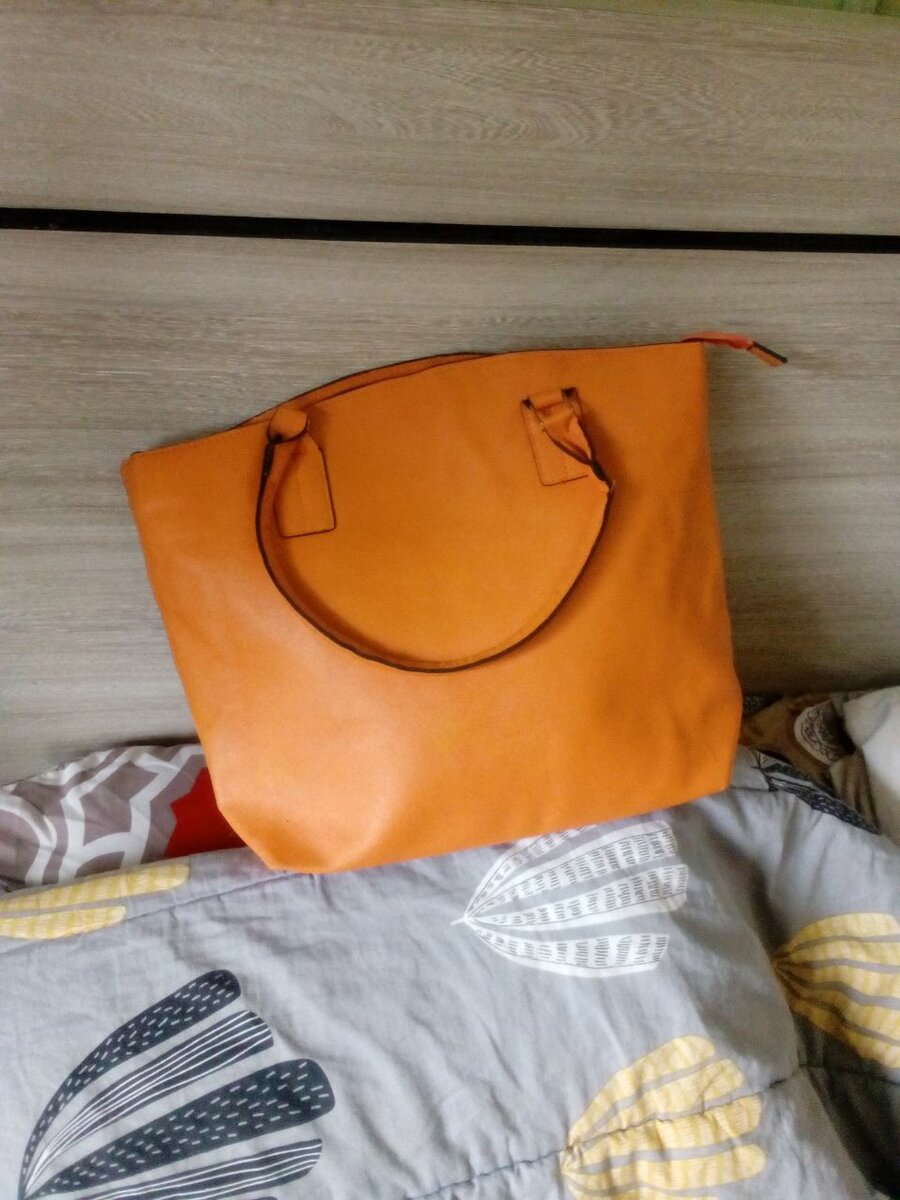 Sac à main en cuir orange