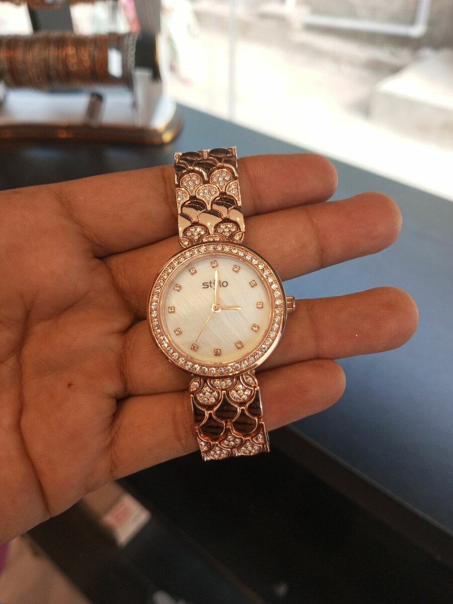 Ladies watch new Collection Shahzi Collections