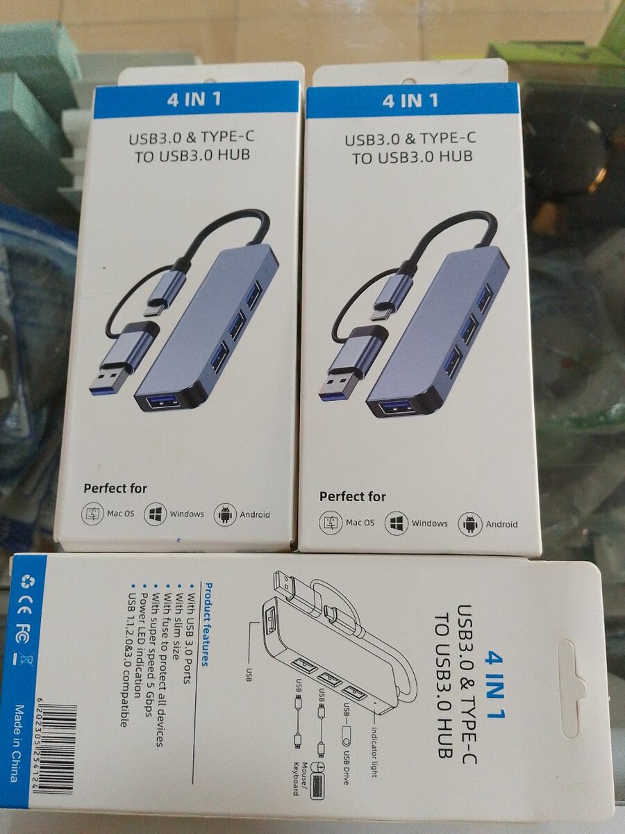 USB 3.0 & TYPE-C TO USB 3.0 HUB 4 IN 1