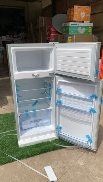 WESTPOOL DOUBLE DOOR FRIDGE 95 LITRES