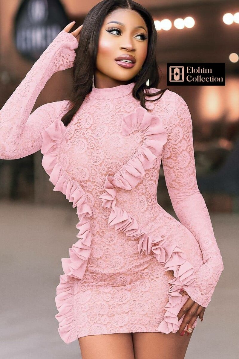 Robe en dentelle élégante