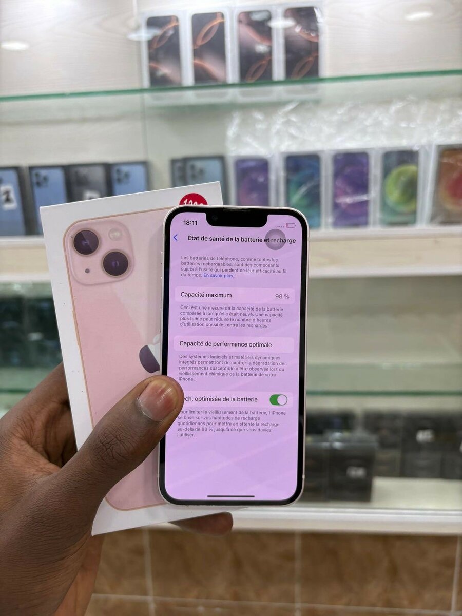 iPhone 13 Mini 128go quasi neuf avec son carton