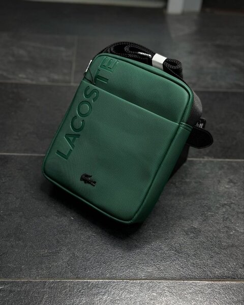 Sacoche verte Lacoste