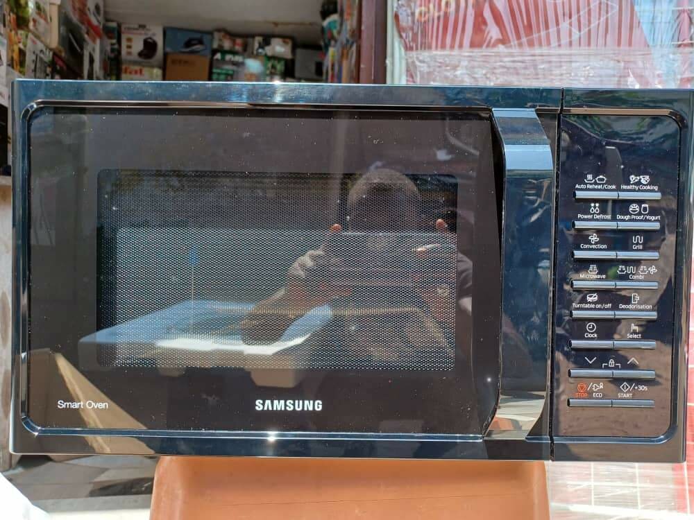 28L Samsung smart microwave oven with Grill