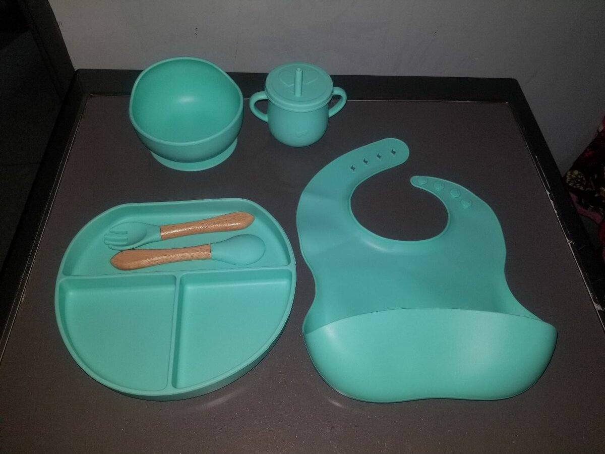 Silicon feeding sets