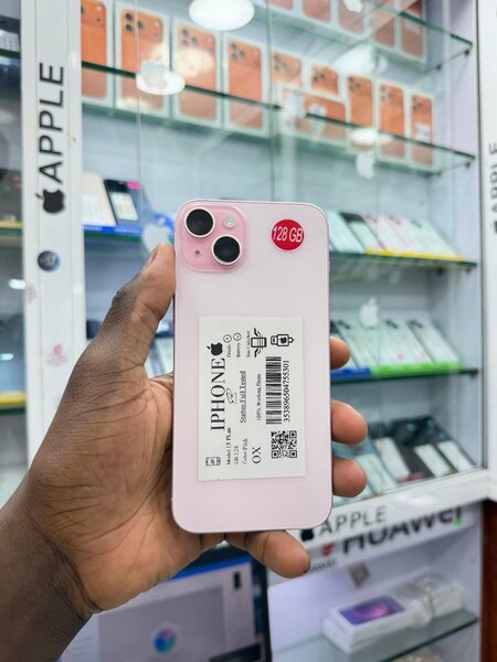iPhone 15 Rose 128GB
