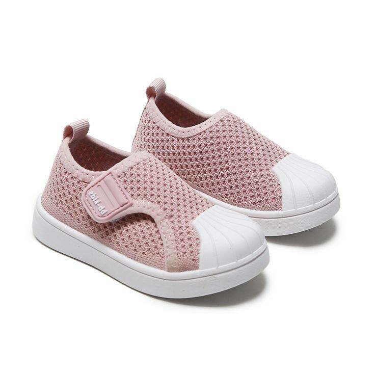 Chaussures en maille pour enfants