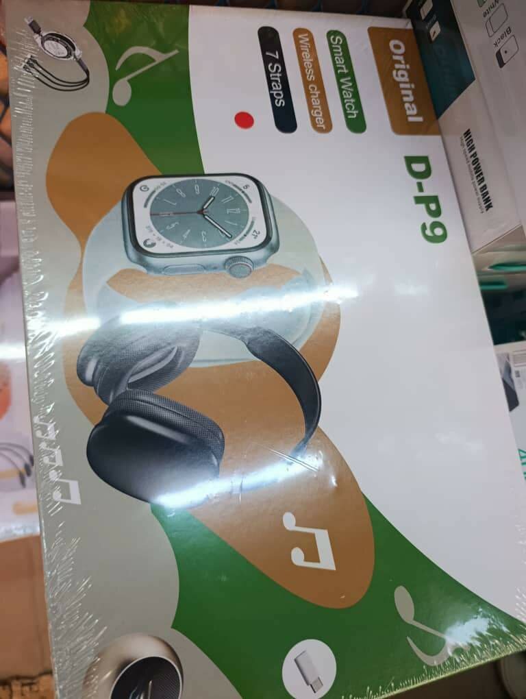 Smartwatch et Écouteurs D-P9