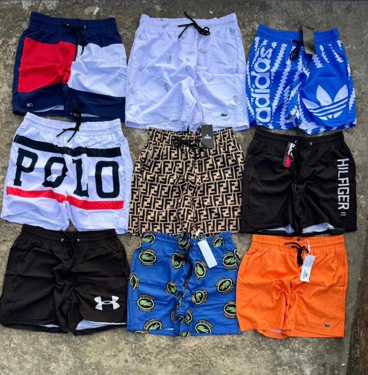 Shorts de bain pour homme variés