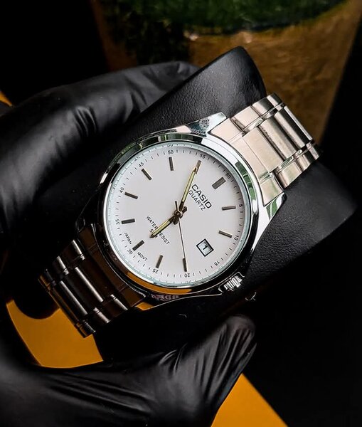 Montre Casio Quartz Acier