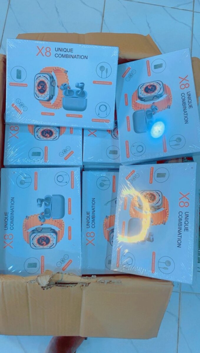 Montre connectée X8 avec écouteurs