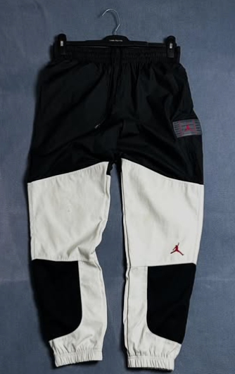 Nike Air Jordan AJJ legacy track pants size : waist M / length 40