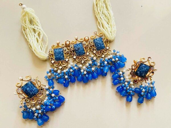 Ladies wedding set Necklace and earrings