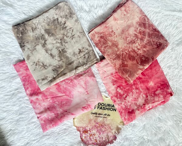 Voile en mousseline teintées