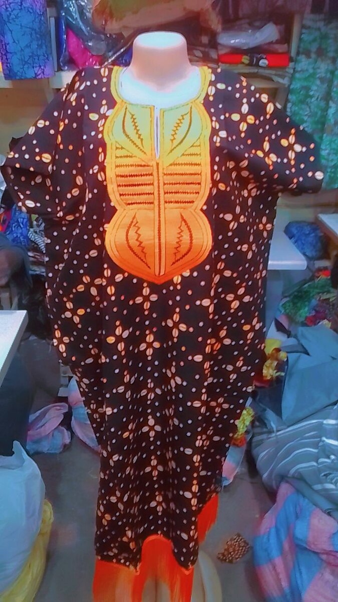 Robe brode