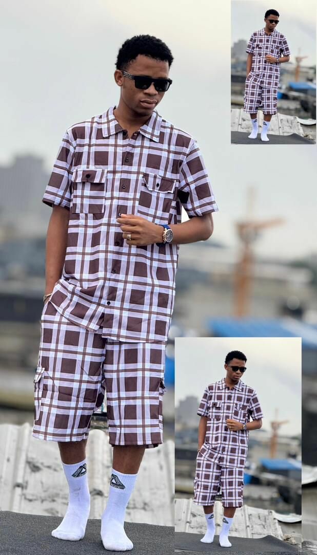 Shorts et chemise à carreaux