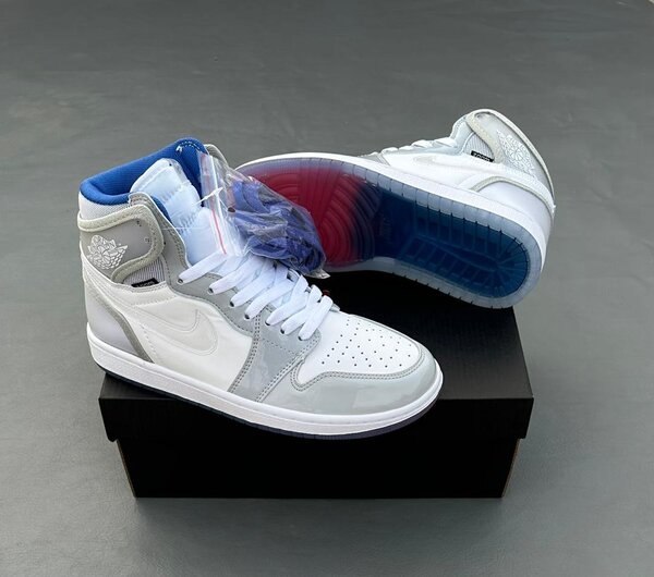 Baskets Jordan one montante