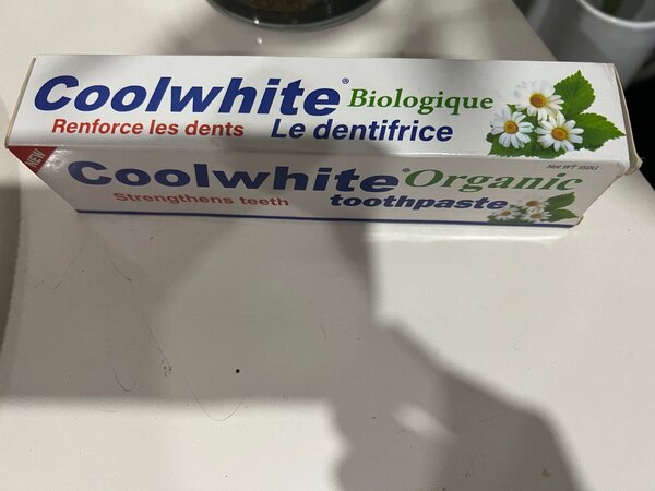 Coolwhite dentifrice