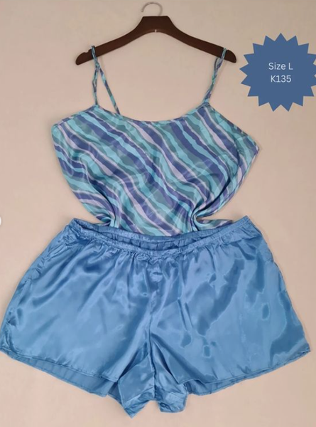 T-shirt and shorts blue