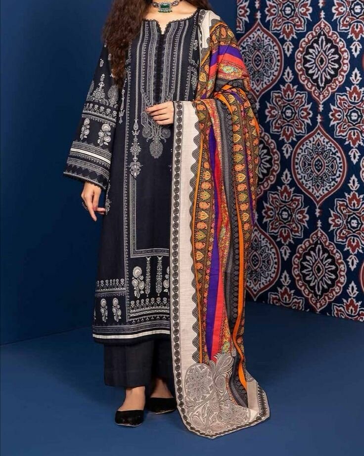 Ladies suit