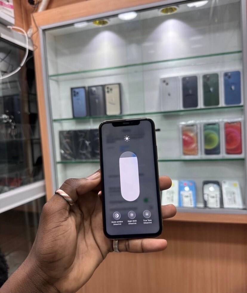 iPhone 11 Pro Max doré