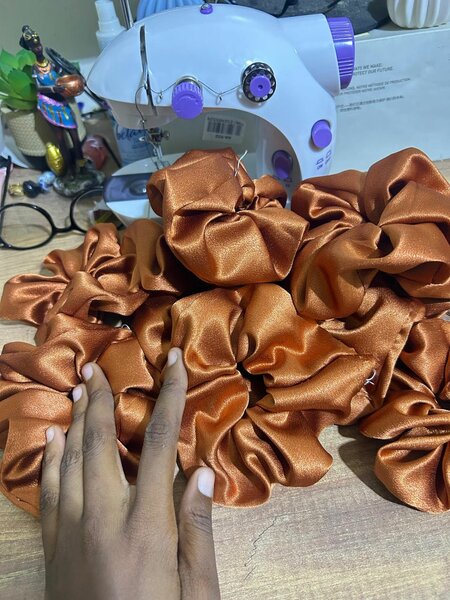 Scrunchies en tissu(chouchou)