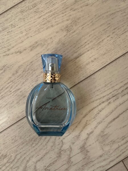 Духи дарили на др не подошол аромат