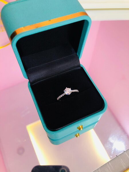 Bague de fiançailles en argent