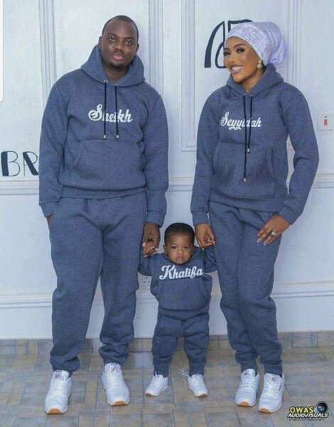 Ensemble survêtement famille gris